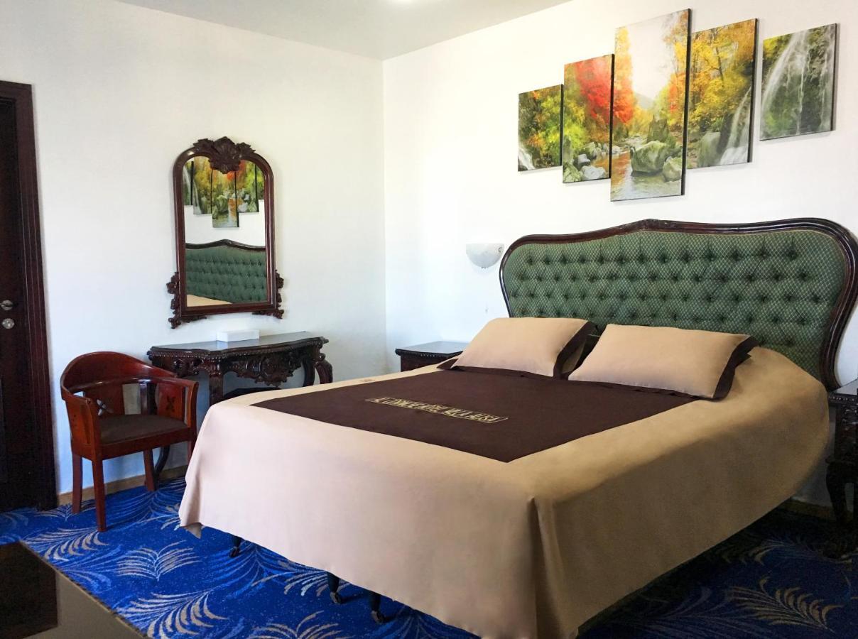 Al Corniche Hotel Šardžá Exteriér fotografie