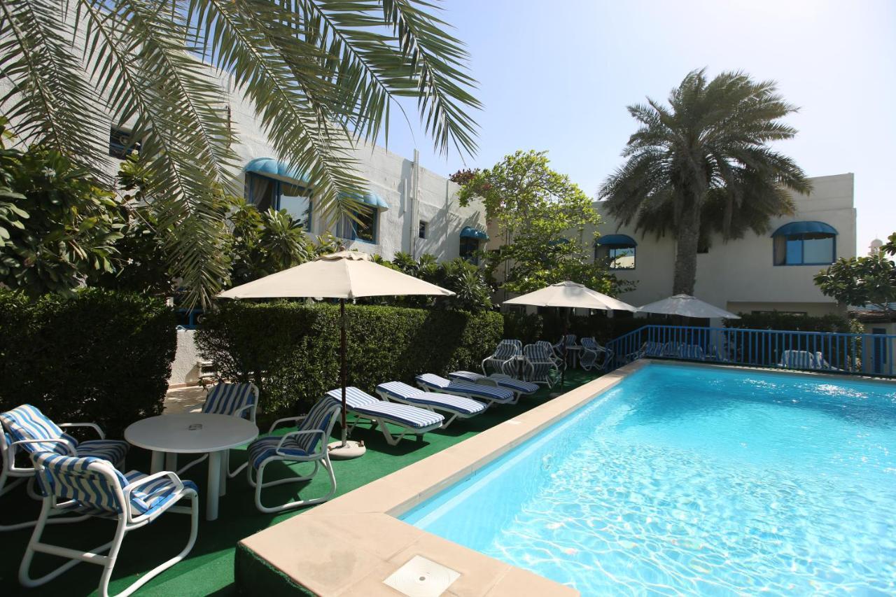 Al Corniche Hotel Šardžá Exteriér fotografie